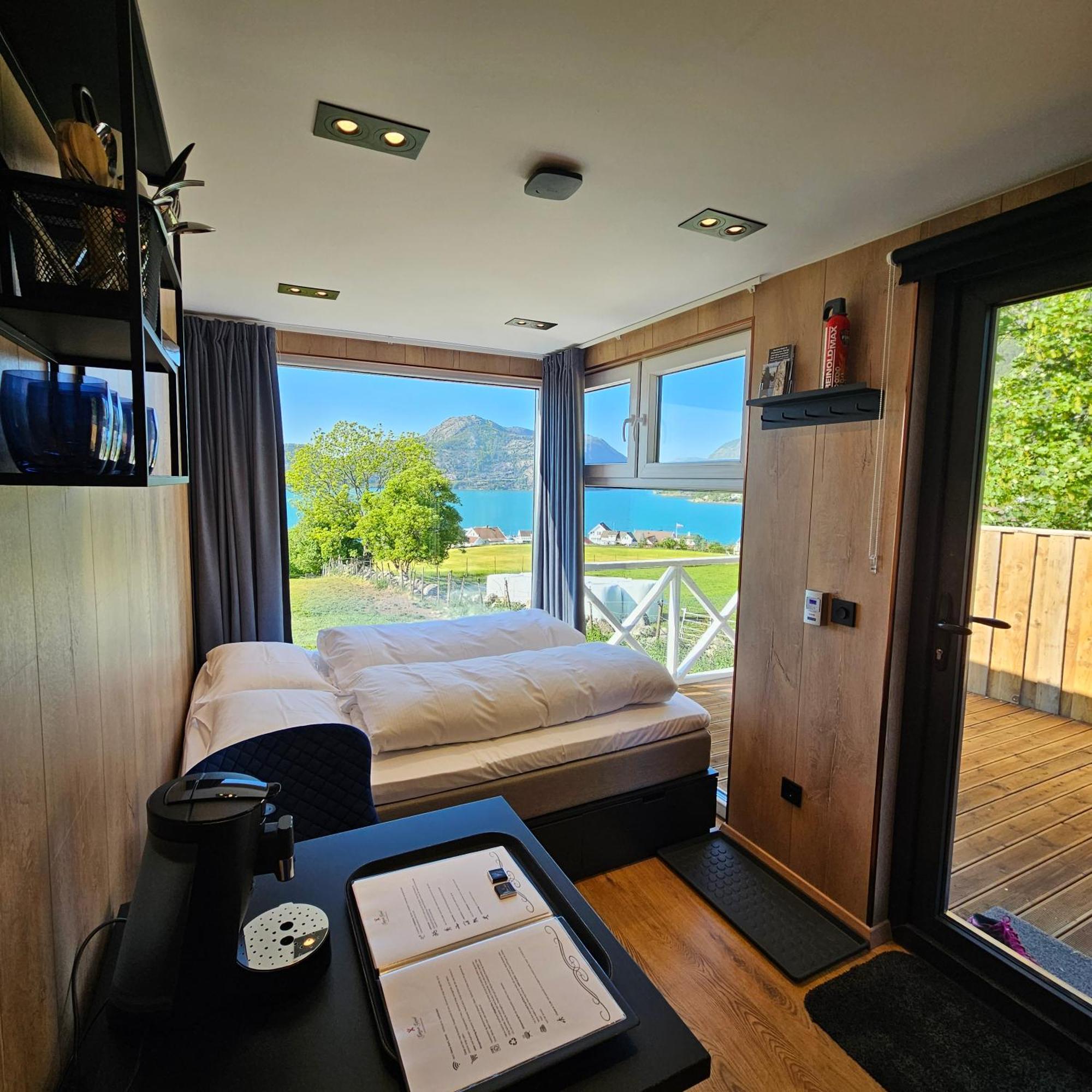 Lysefjorden - Goysa Gard Appartement Forsand Kamer foto