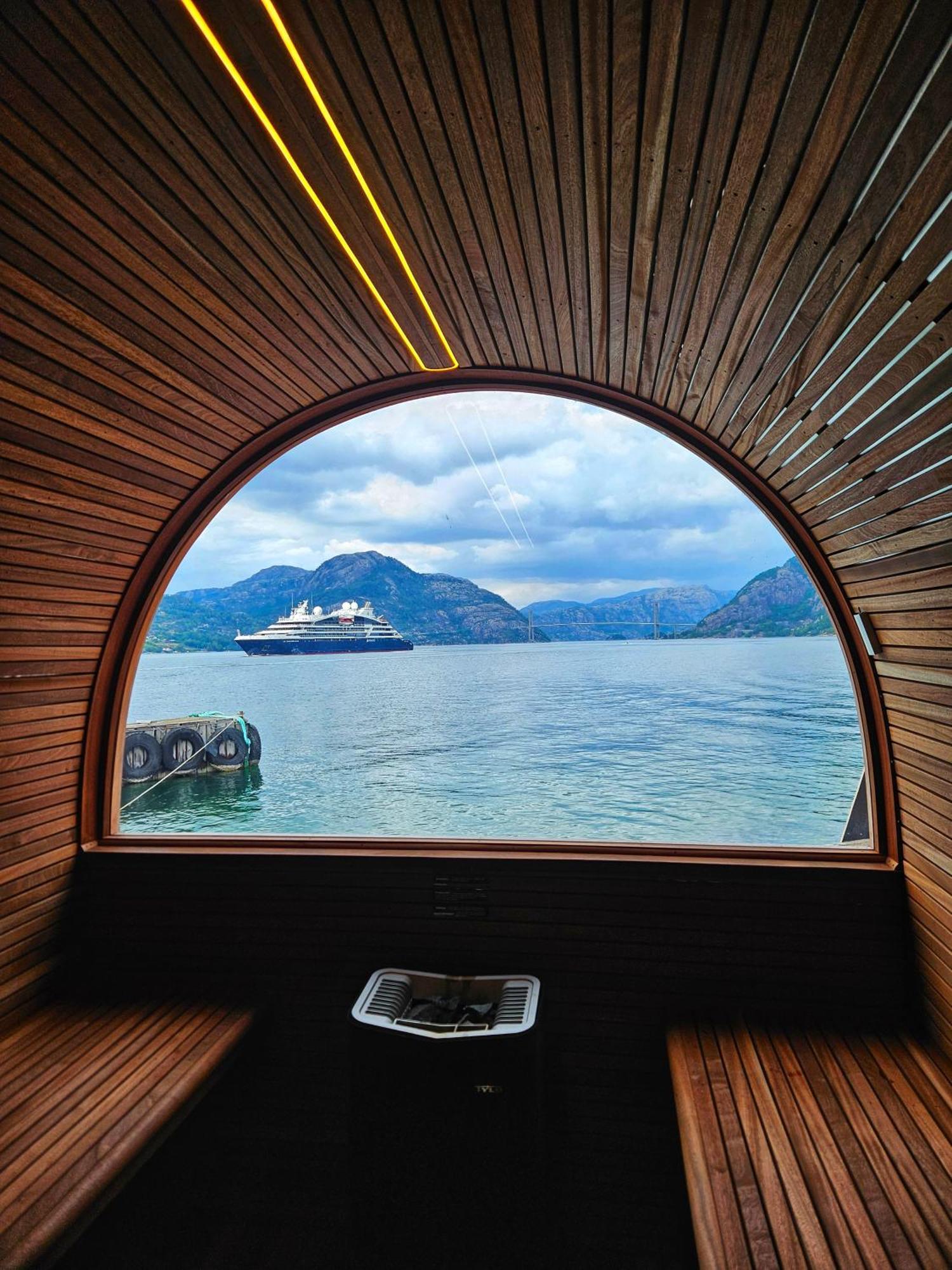 Lysefjorden - Goysa Gard Appartement Forsand Buitenkant foto